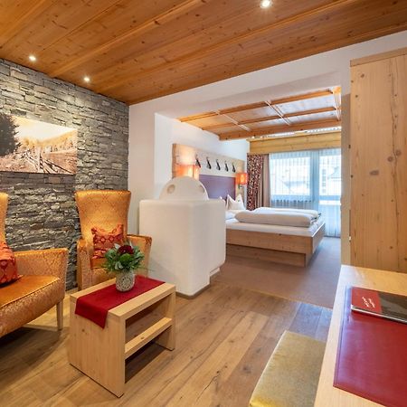 Alpenhotel Ischglerhof מראה חיצוני תמונה