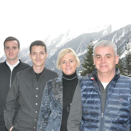 Alpenhotel Ischglerhof מראה חיצוני תמונה