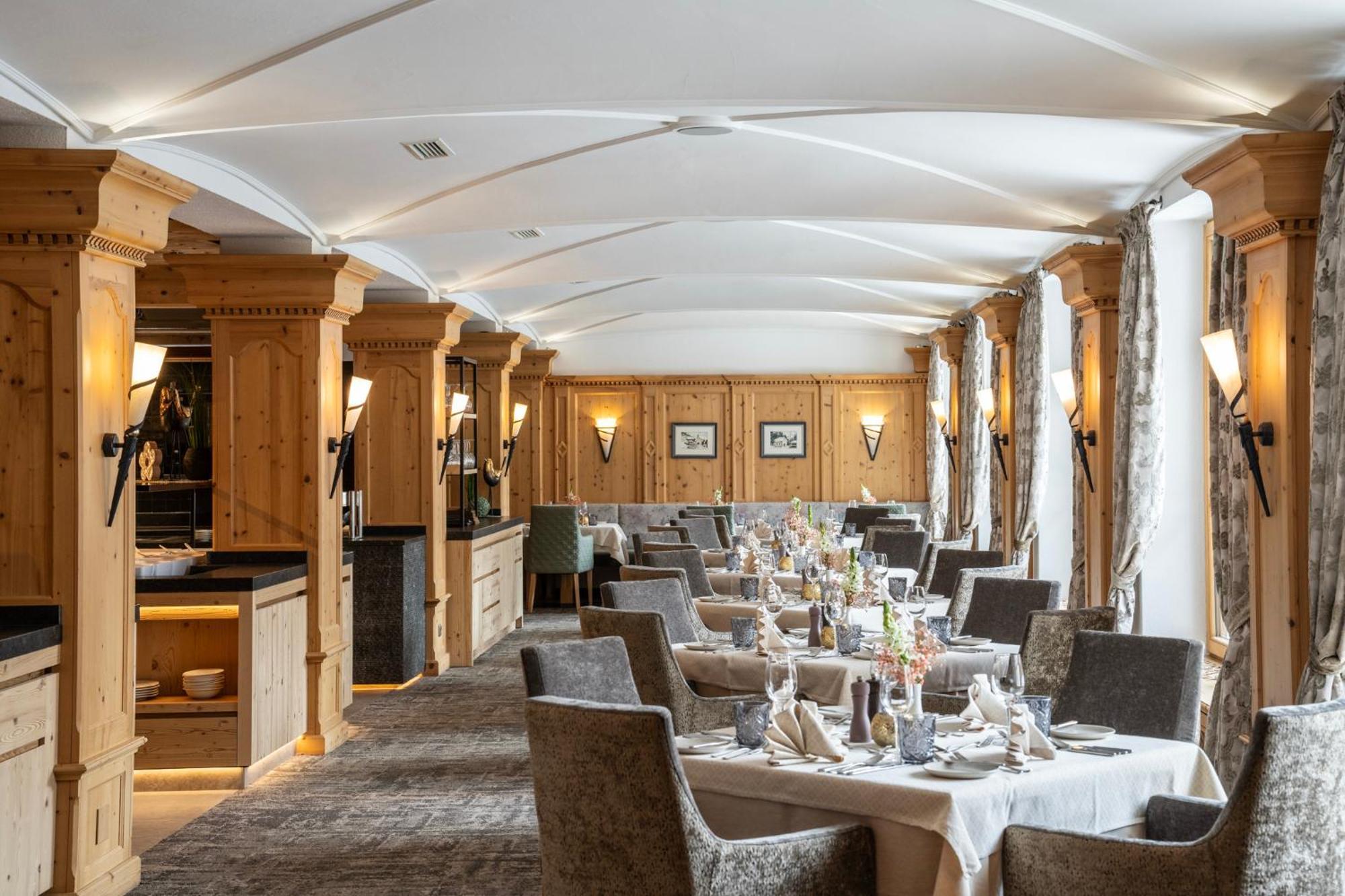 Alpenhotel Ischglerhof מראה חיצוני תמונה