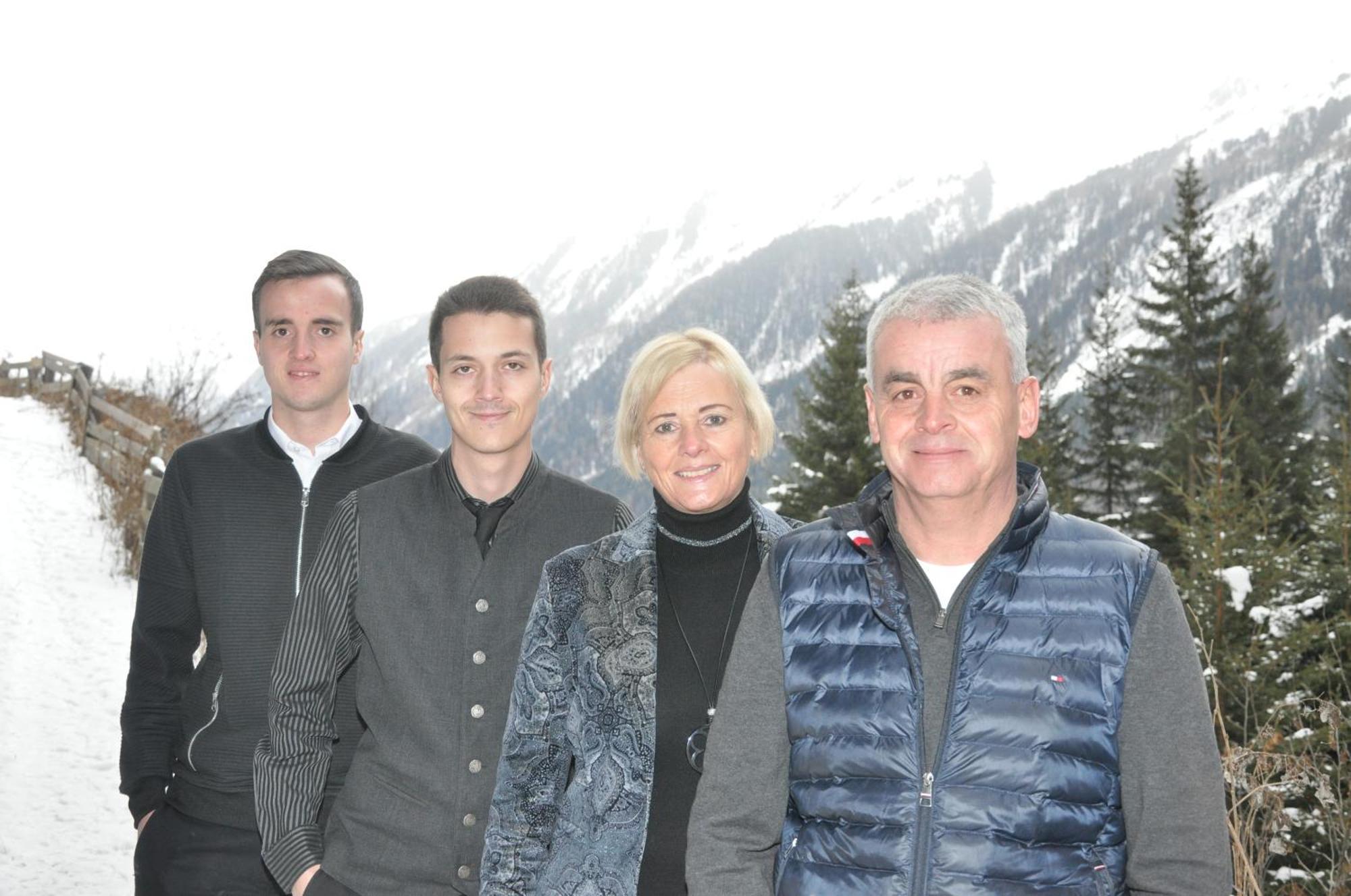 Alpenhotel Ischglerhof מראה חיצוני תמונה