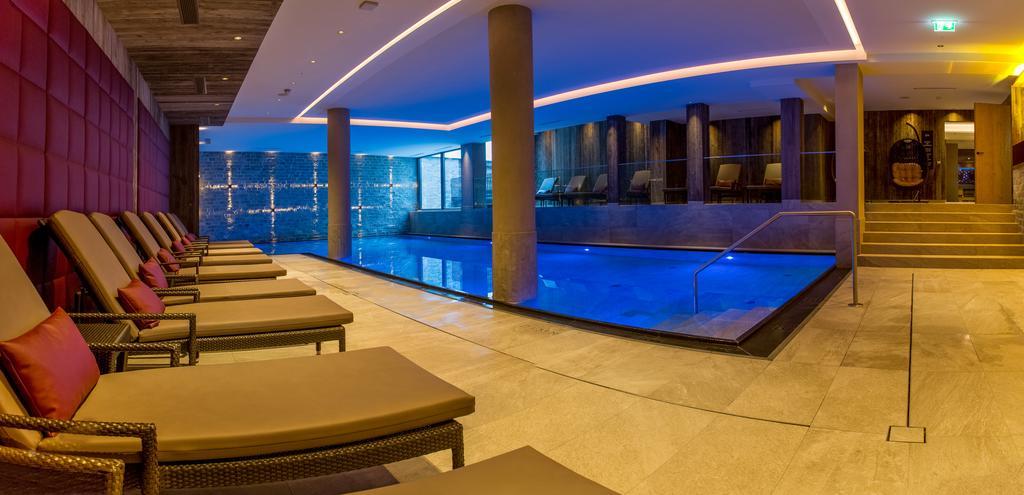 Alpenhotel Ischglerhof מראה חיצוני תמונה