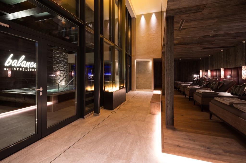 Alpenhotel Ischglerhof מראה חיצוני תמונה