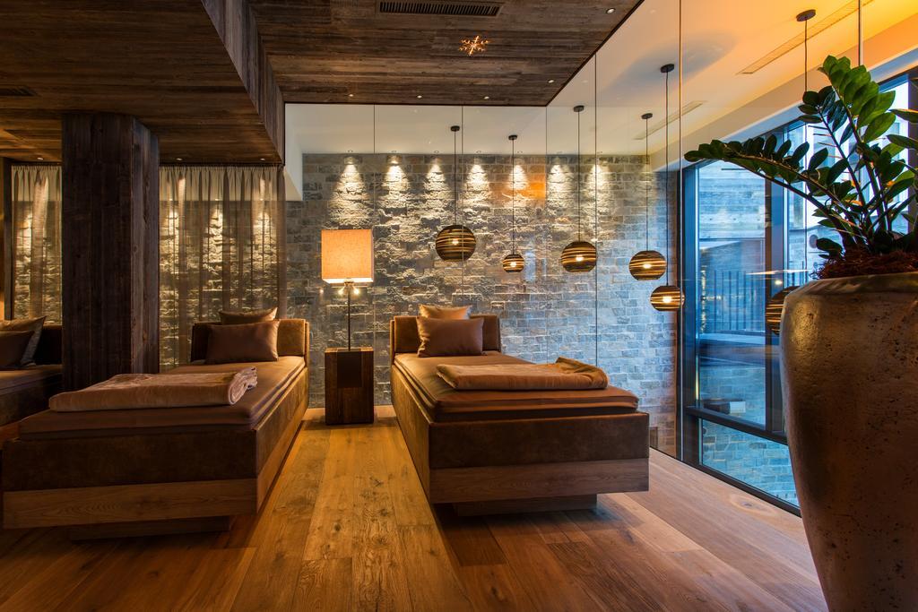 Alpenhotel Ischglerhof מראה חיצוני תמונה