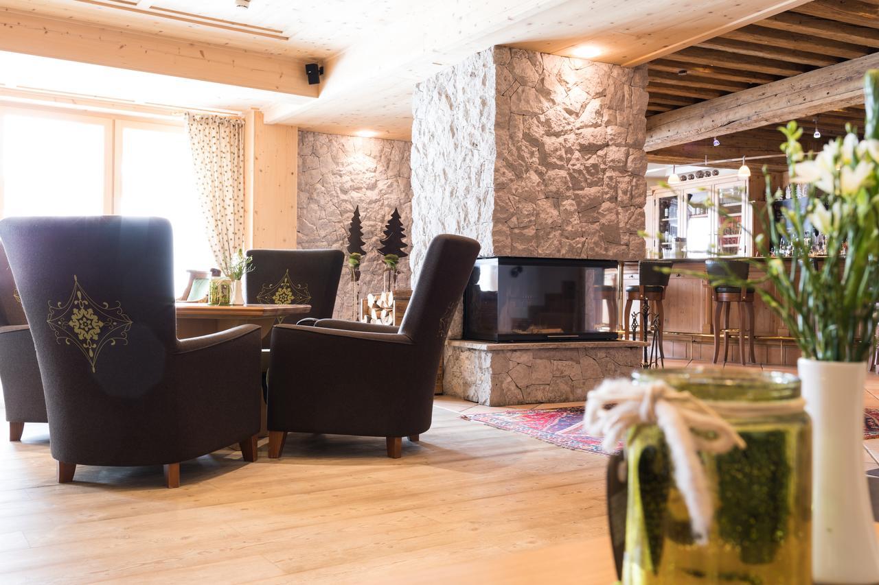 Alpenhotel Ischglerhof מראה חיצוני תמונה